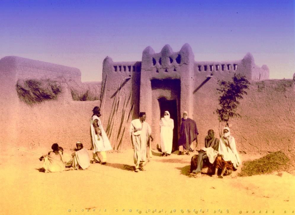 LES GRANDS DESERTS 6000034 UNE MAISON A GAO.jpg